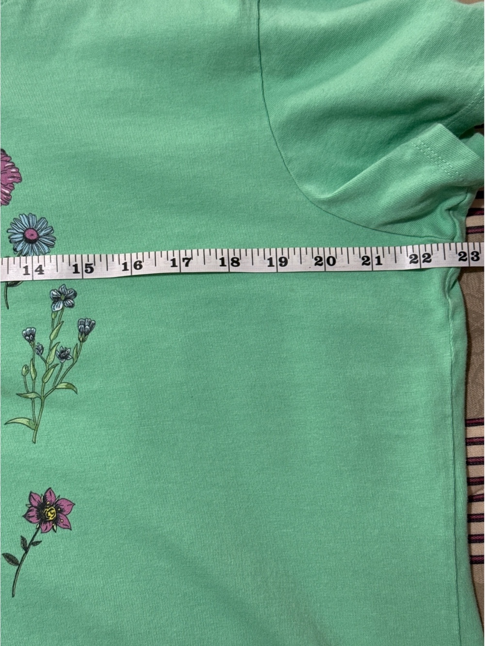 Life is Good XL Mint Green Floral Graphic T-Shirt - Picture 6 of 8